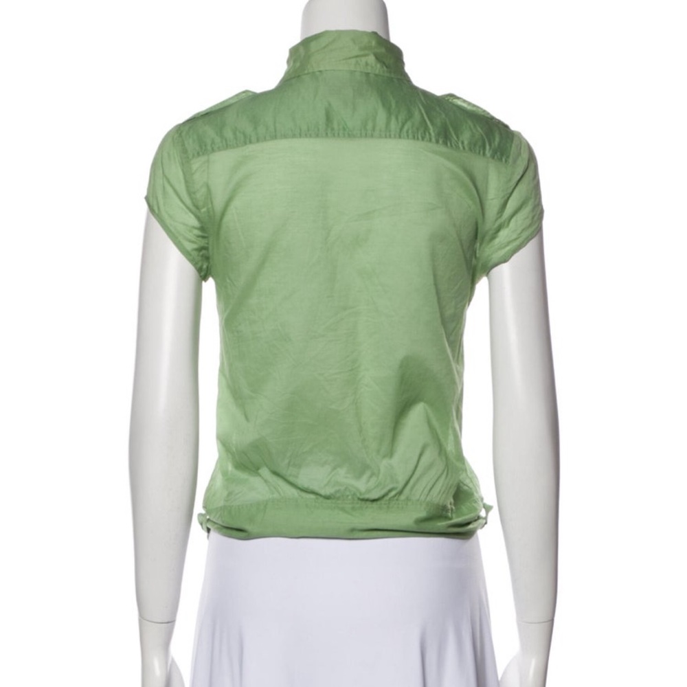 Burberry Green Fitted Cap Sleeve Mandarin Collar Blouse